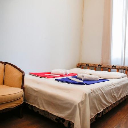 Apartment On Chubinashvili 30 Тбилиси Екстериор снимка